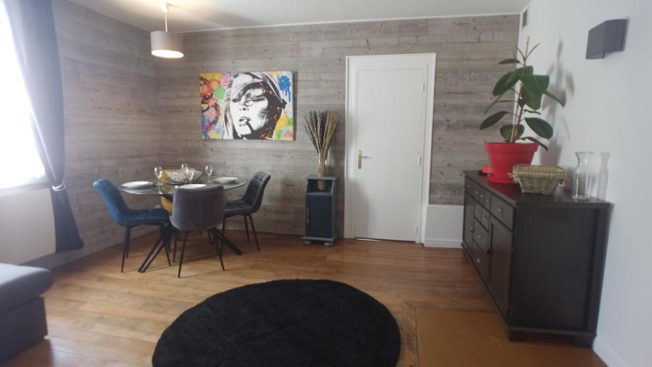 Coeur De Ville, Calme, Spacieux,Parking Et Wifi ! Chartres Exterior photo
