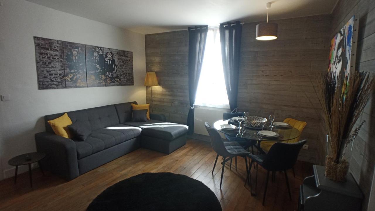 Coeur De Ville, Calme, Spacieux,Parking Et Wifi ! Chartres Exterior photo
